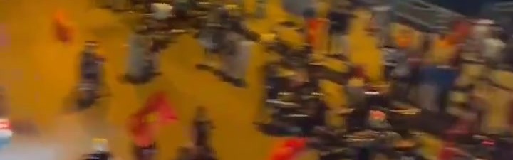 电竞娱乐-越南U23夺季军后：国内彻夜沸腾，深夜街头摩的穿梭，喇叭声轰鸣